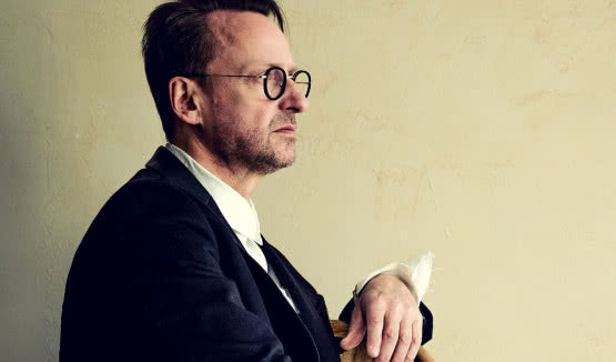 Mateusz Pospieszalski z nowym utworem "Mironczarnia". Niebawem premiera płyty z wierszami Białoszewskiego