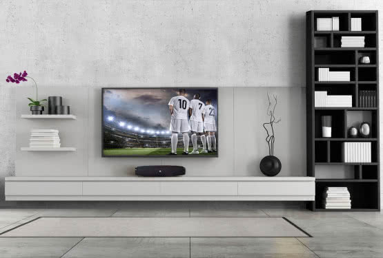 Głośnik telewizyjny JBL prezentuje Boost TV