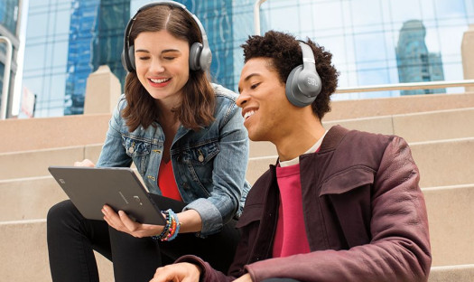 Słuchawki JBL Everest 110 GA i 710 GA zoptymalizowane dla asystenta Google