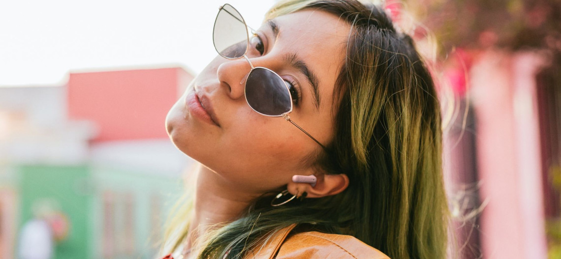 Słuchawki JBL Wave Beam 2 - dźwięk Pure Bass i technologia Smart Ambient