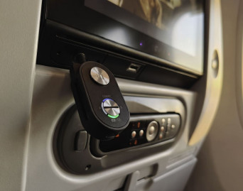 iFi Audio UP Travel Max - kieszonkowy nadajnik i odbiornik Bluetooth. Do auta i samolotu