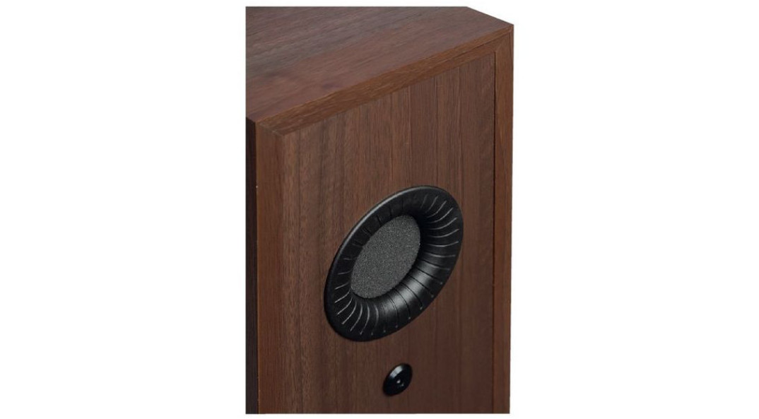 Dlaczego otwór bas-refleks nie promieniuje w fazie przeciwnej do fazy przedniej strony membrany?