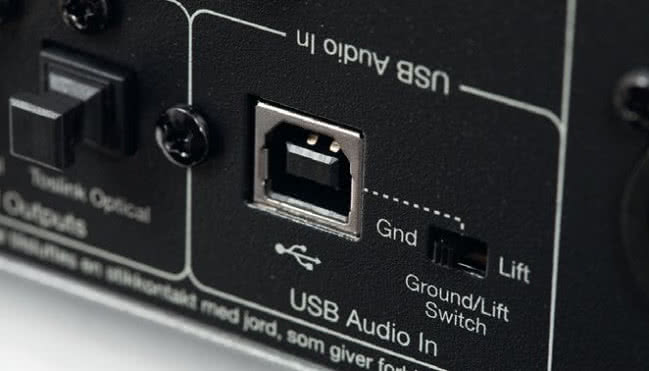 CXN V2 ma nawet wejście USB-DAC, chociaż w większości przypadków będzie działał w sieci.