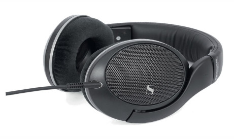 HD 550