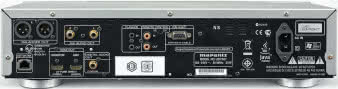 Marantz nie ma przesadniej liczby gniazd, ale w sekcji audio ma nawet XLR-y.