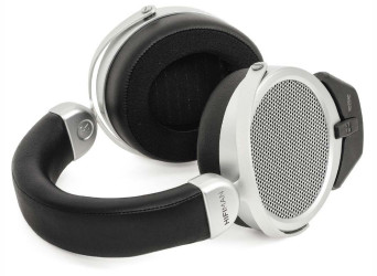 Deva Pro Wireless