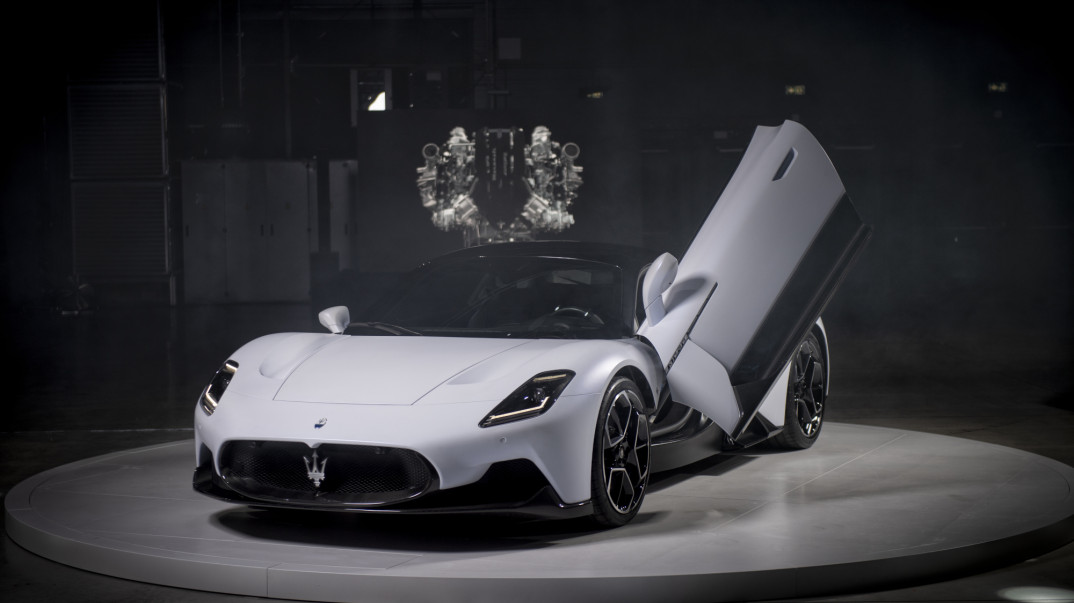 System nagłośnienia Sonus faber w Maserati MC20. Szczegóły, film, zdjęcia