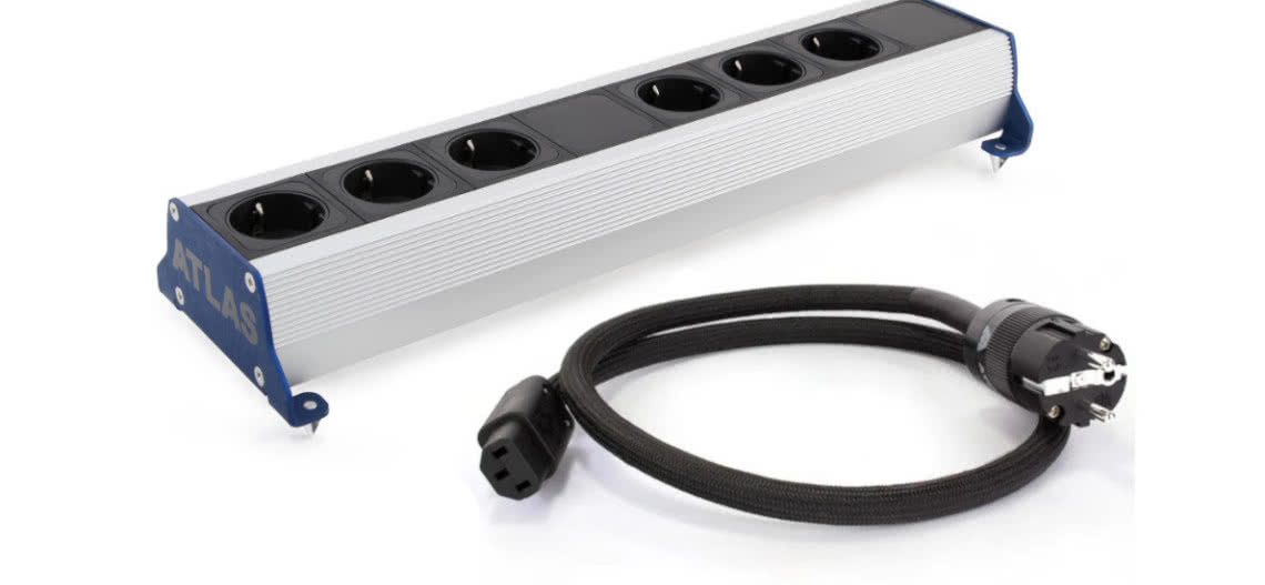 Nowe okablowanie i listwa zasilająca Atlas Cables