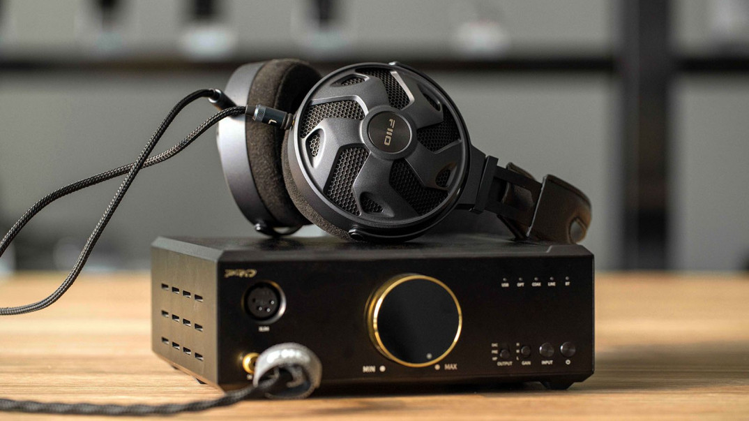 Fiio przedstawia swoje pierwsze słuchawki nauszne -  FT5 i FT3