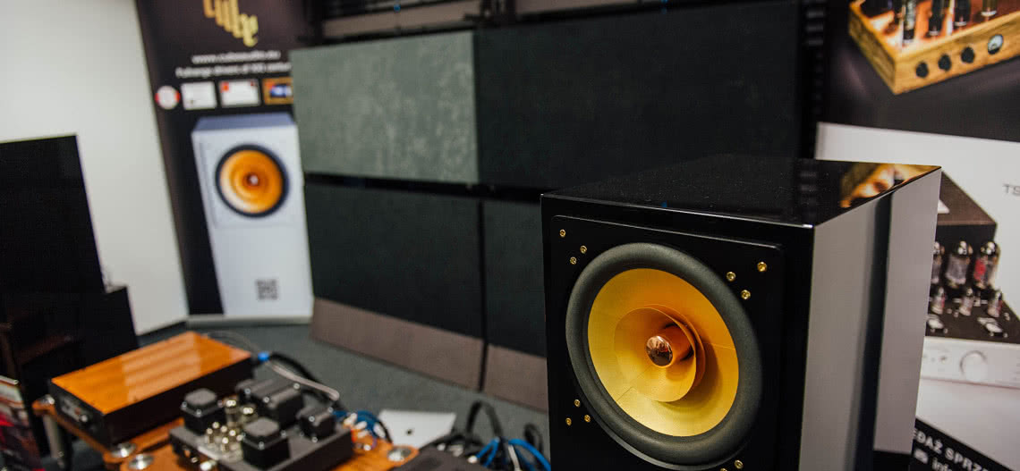 Piątek na wystawie Audio Video Show 2019 - fotorelacja