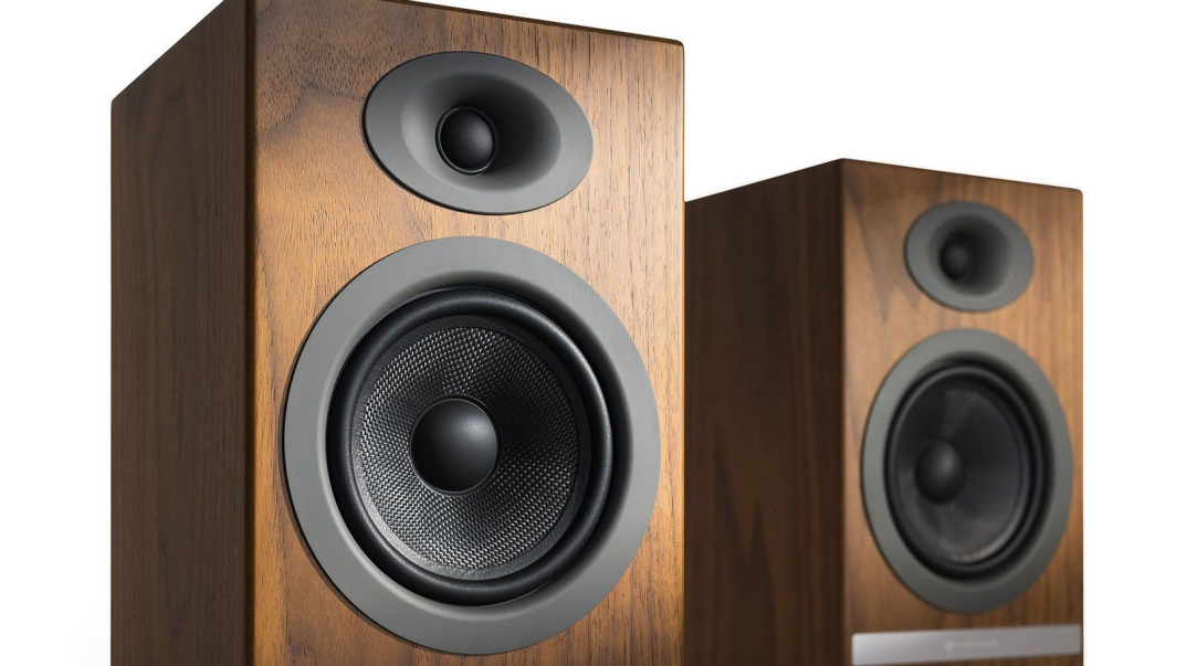 System audio Audioengine HD5 – obsługa kodeka apt-X HD i duża liczba złącz