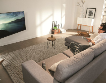 Zdalnie sterowany uchwyt Vogel`s Motion Mount Next 7355 