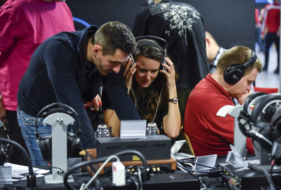 Największa w Polsce strefa słuchawek ponownie na Audio Video Show 2024