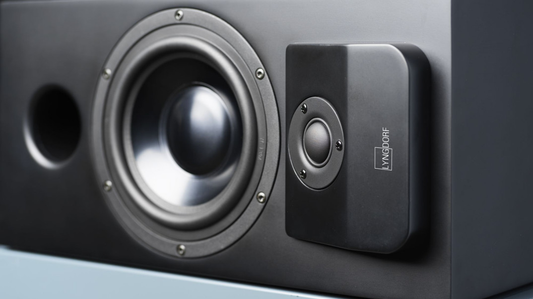 Kolumna głośnikowa do zabudowy Lyngdorf CS-1