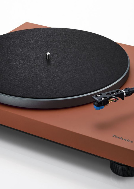 SL-40CBT - nowy gramofon Technicsa z napędem bezpośrednim i wygodnymi funkcjami