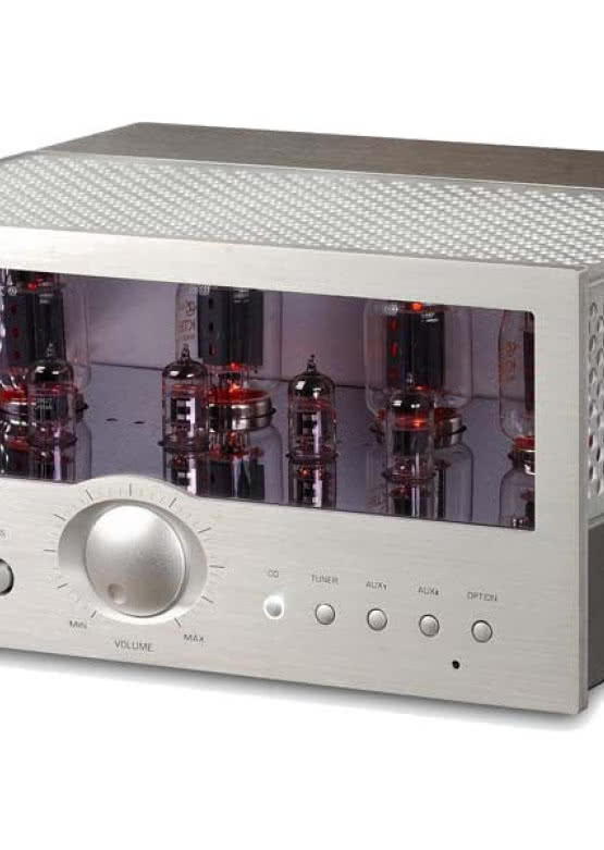 Odsłuchy wzmacniacza lampowego BC Acoustique EX-888 w pabianickim salonie Q21