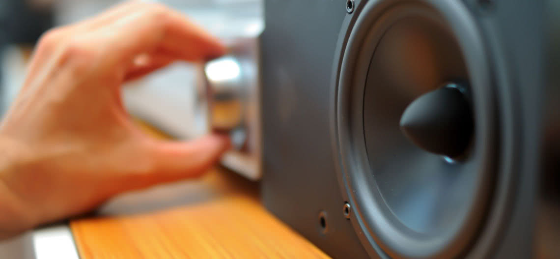 Jak zaprojektować i wyposażyć pokój filmowy?