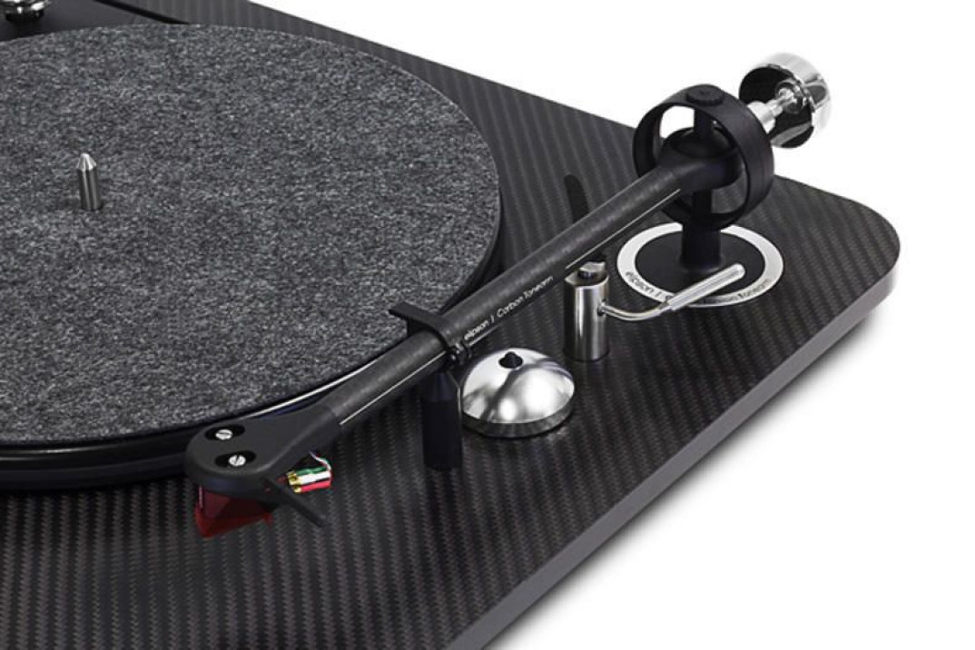 Gramofon Elipson Omega 100 Carbon Black