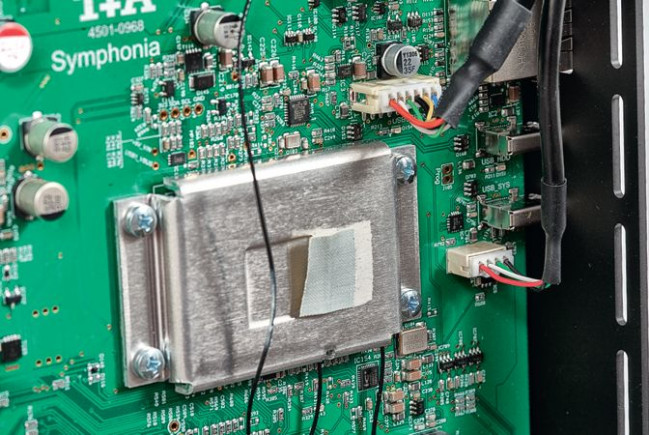 W górnej sekcji znajduje się przede wszystkim platforma strumieniowa G3.