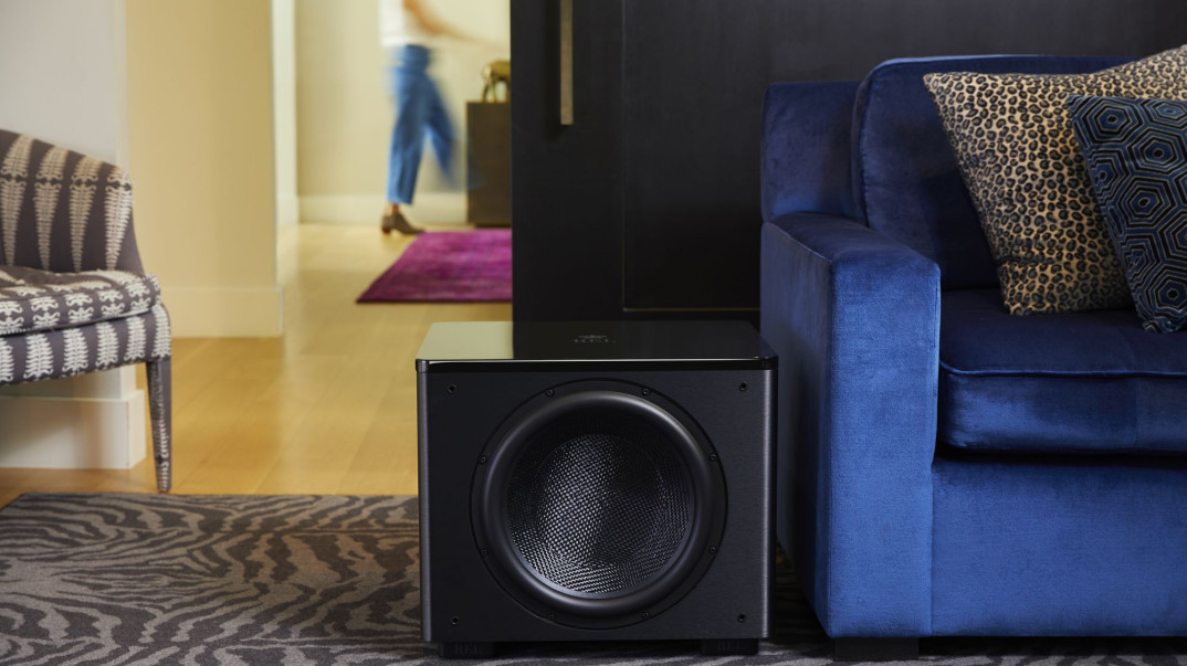 REL zaprezentował nowy subwoofer ze swojego portfolio - HT/1510 Predator II