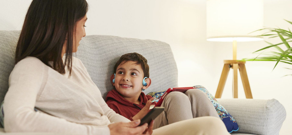 Słuchawki dla dzieci JBL Junior Free - bezpieczny poziom decybeli i możliwość kontroli rodzicielskiej