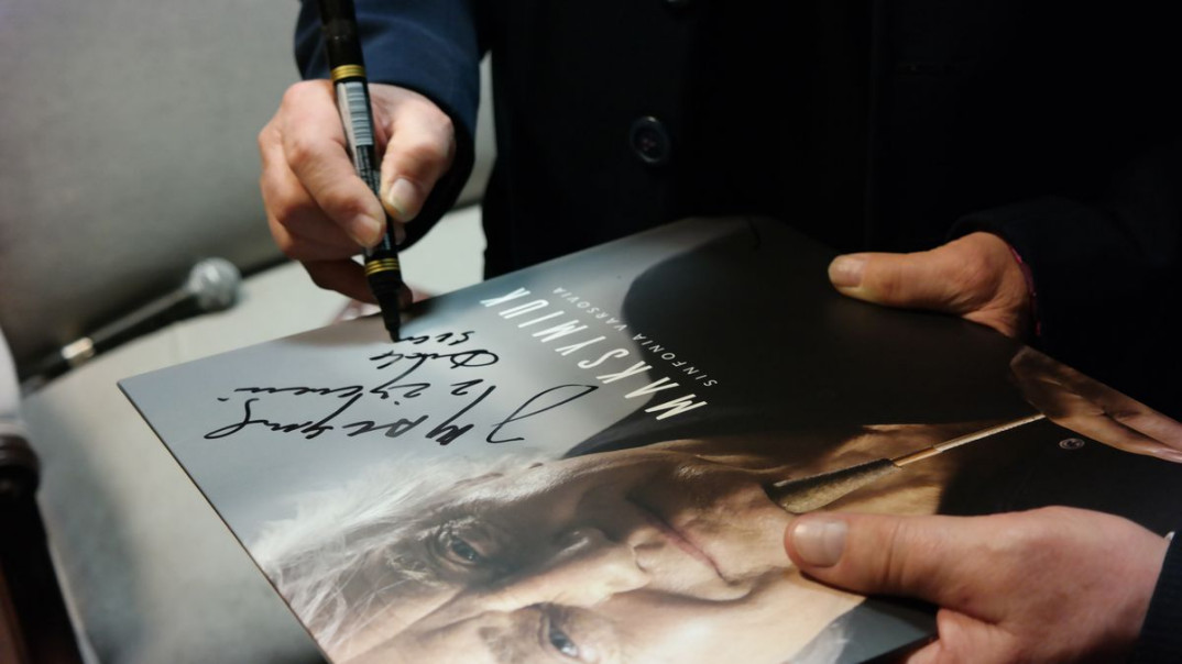 "MAKSYMIUK | Sinfonia Varsovia": przedpremierowy odsłuch płyty w ramach Piątków z Nową Muzyką