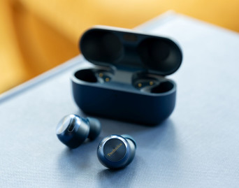 Słuchawki Technics TWS EAH-AZ100 teraz w kolorze Midnight Blue