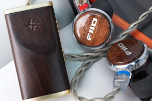 FiiO Snowsky Melody – nowy DAC-AMP dla "młodych". Maleńki i w drewnianej obudowie