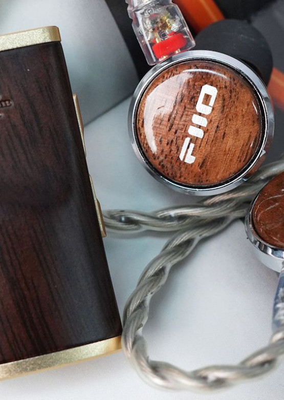 FiiO Snowsky Melody – nowy DAC-AMP dla "młodych". Maleńki i w drewnianej obudowie