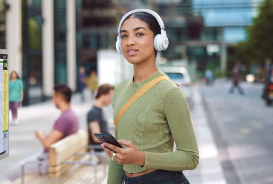 Kolejna nowość JBL - słuchawki Live 670 NC