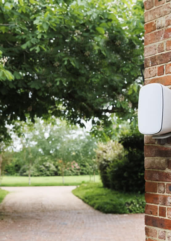 Zagrają w domu i w ogrodzie - głośniki Monitor Audio Climate 3G 