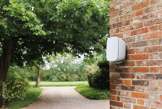 Zagrają w domu i w ogrodzie - głośniki Monitor Audio Climate 3G 