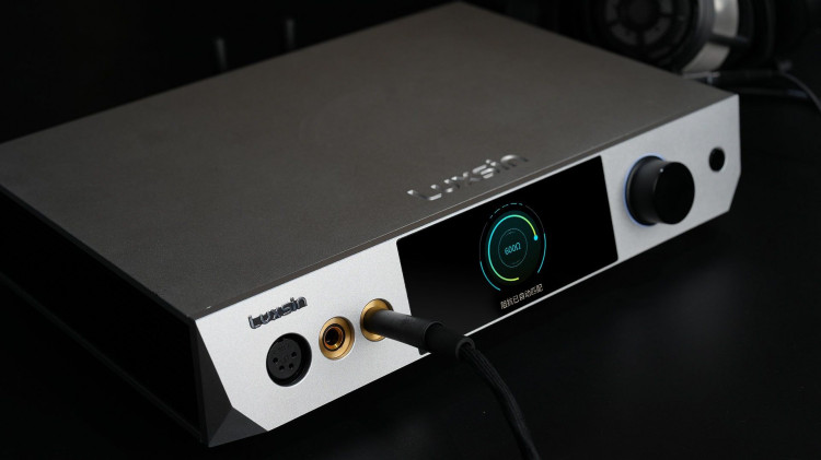 Luxsin X9 - przetwornik C/A typu R2R z funkcjami wzmacniacza słuchawkowego i przedwzmacniacza