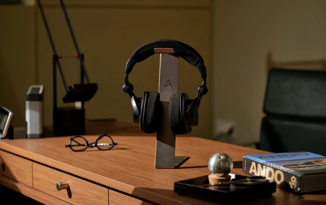 Astell&amp;Kern prezentuje dwa nowe modele słuchawek - LUNA i VIRTUOSO