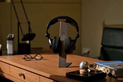 Astell&Kern prezentuje dwa nowe modele słuchawek - LUNA i VIRTUOSO