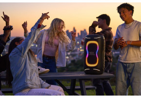 JBL PartyBox 130 - 200 W mocy, świetlne iluminacje i 15 godzin grania na imprezie