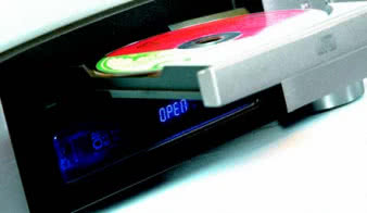 Wyświetlacz o głębokiej, niebieskiej barwie jest sympatyczny i całkiem dobrze widoczny.