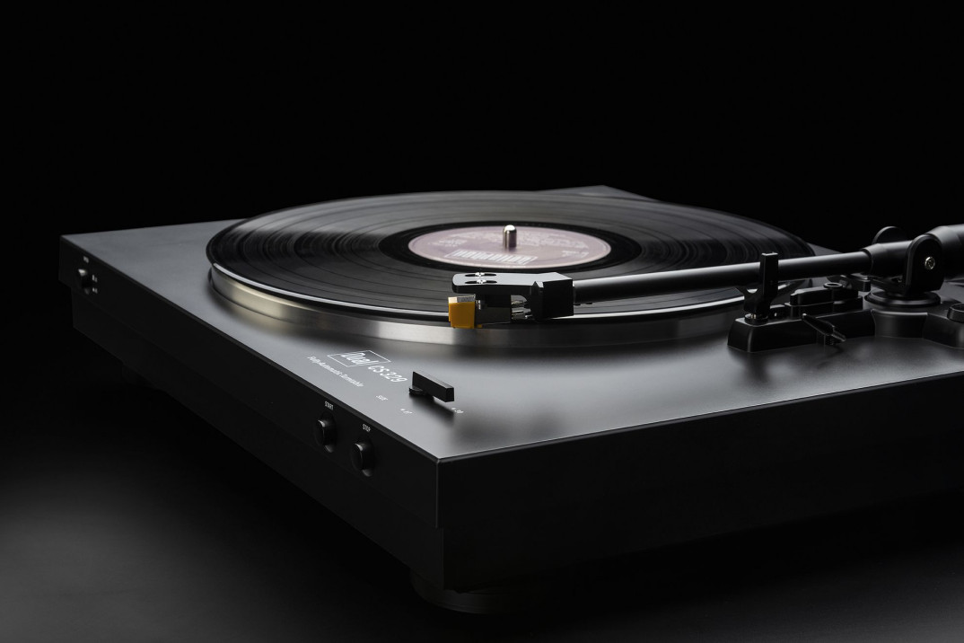 Nowość DUAL - gramofon automatyczny CS 329