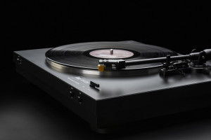 Nowość DUAL - gramofon automatyczny CS 329