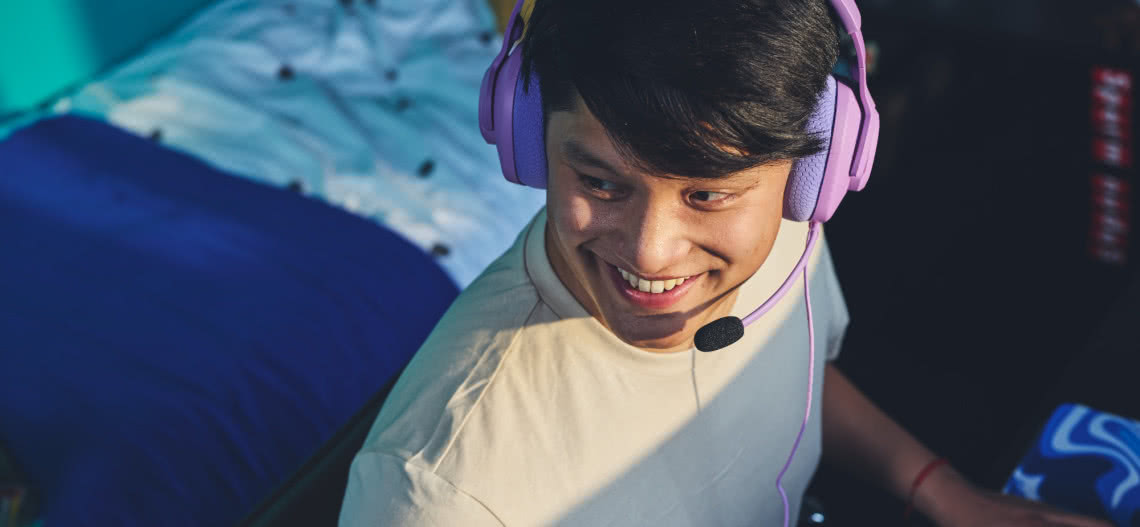 JBL Quantum 100 M2 - zestaw słuchawkowy do gier z odłączanym mikrofonem i opcją wyciszania