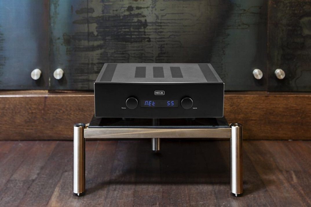 Odsłuchy wzmacniacza zintegrowanego HEGEL H360 w salonie audio-video Q21 z Pabianic