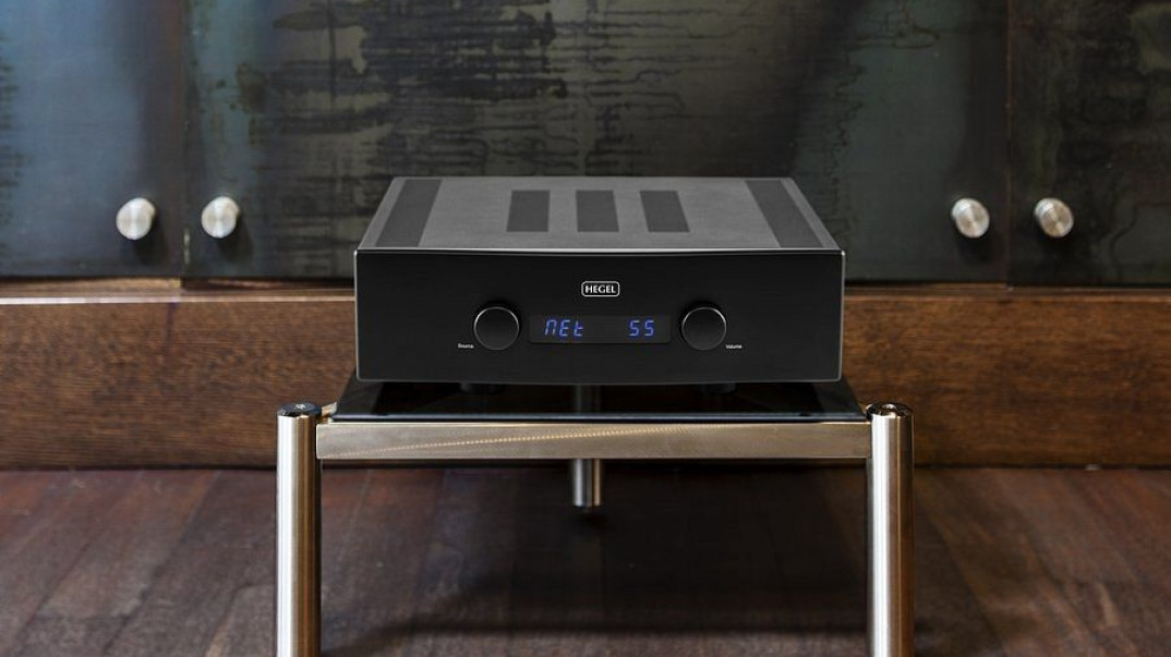 Odsłuchy wzmacniacza zintegrowanego HEGEL H360 w salonie audio-video Q21 z Pabianic