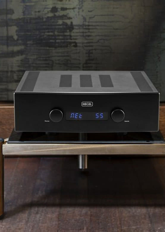 Odsłuchy wzmacniacza zintegrowanego HEGEL H360 w salonie audio-video Q21 z Pabianic