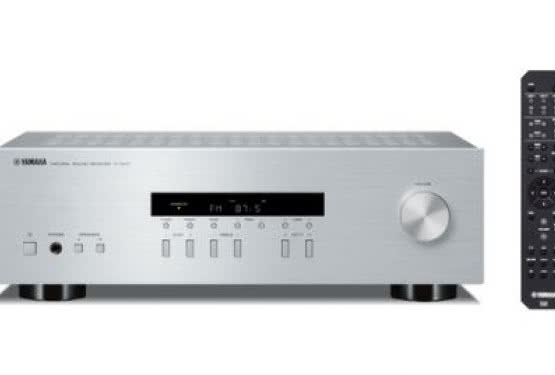Amplituner stereo Yamaha RS201