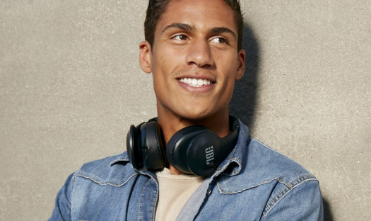 Raphael Varane ambasadorem JBL