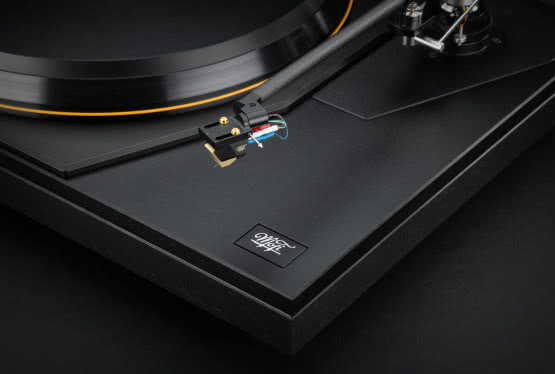 Nowy gramofon MoFi Electronics MasterDeck