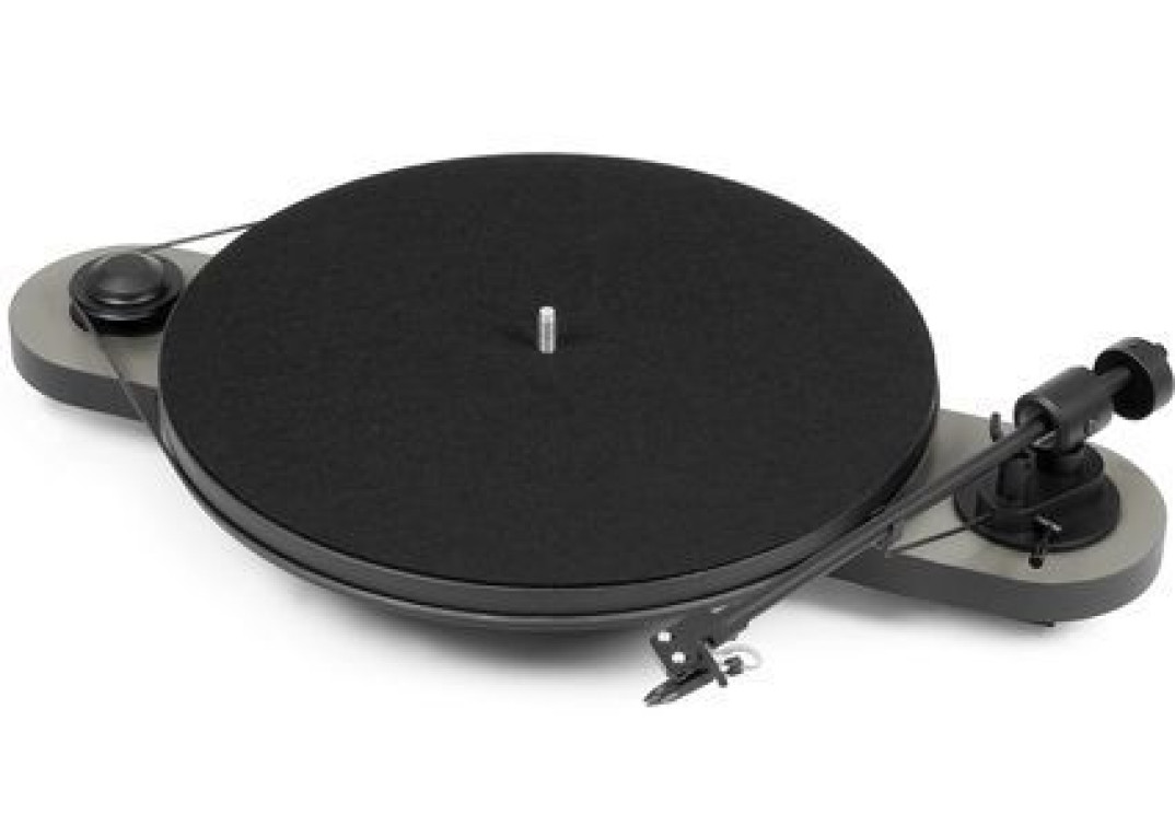 Gramofon Pro-Ject Elemental dostępny w salonie Q21