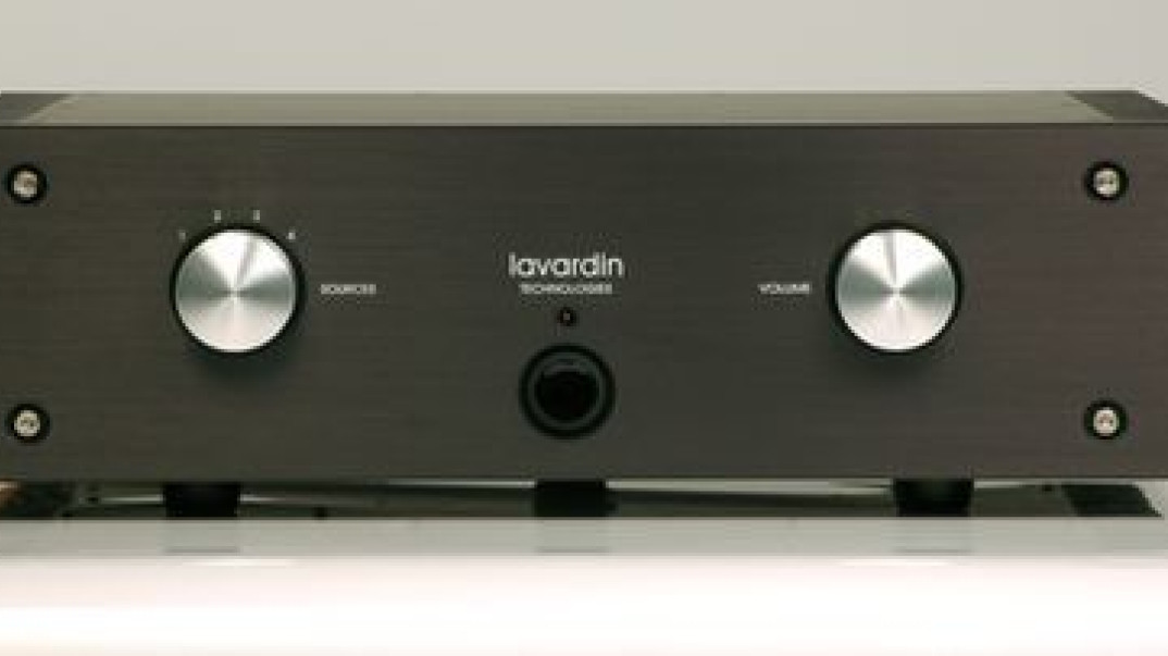Prezentacja wzmacniaczy Lavardin i kolumn Lecontoure w salonie Audiopunkt w Warszawie