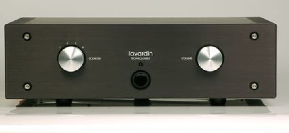 Prezentacja wzmacniaczy Lavardin i kolumn Lecontoure w salonie Audiopunkt w Warszawie