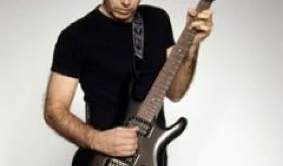Joe Satriani i "Unstoppable Momentum" - premiera w maju